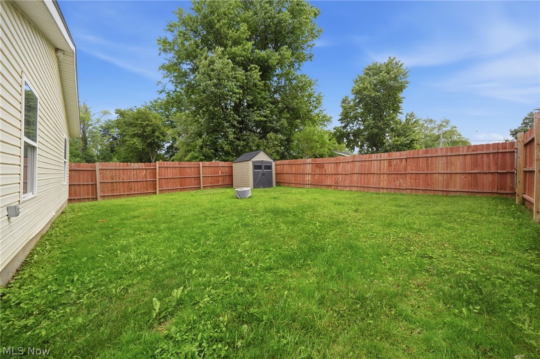1469 Chapman Avenue Madison, OH 44057 - Photo 23 of 28