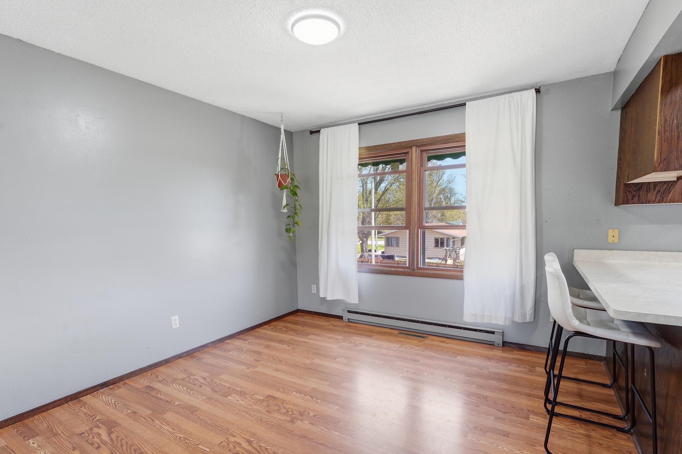 504 Jones Street Mauston, WI 53948 - Photo 14 of 44