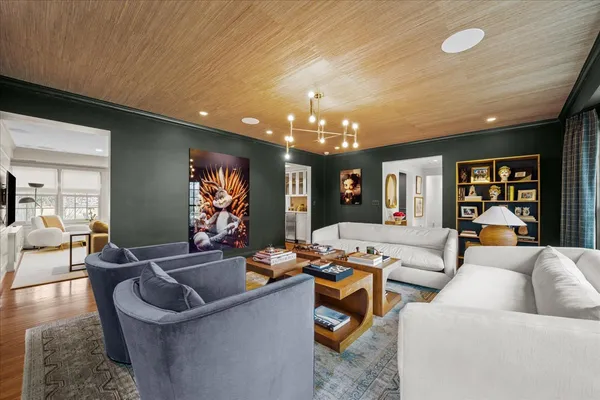 $2,995,000 | 2335 Pebblefork Lane, Northfield, IL 60093