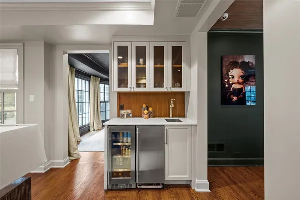 $2,995,000 | 2335 Pebblefork Lane, Northfield, IL 60093