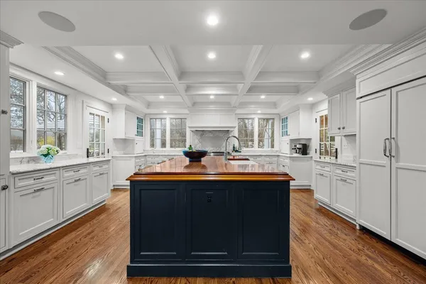 $2,995,000 | 2335 Pebblefork Lane, Northfield, IL 60093