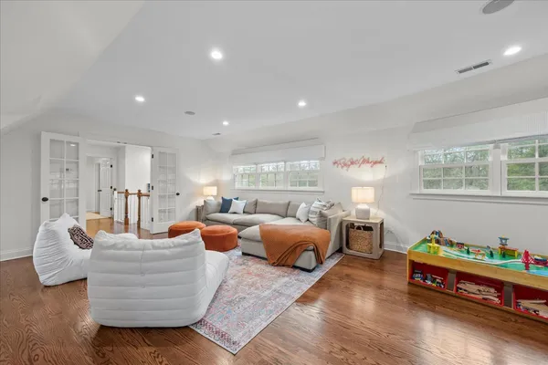 $2,995,000 | 2335 Pebblefork Lane, Northfield, IL 60093