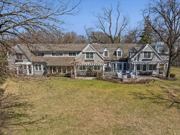 $2,995,000 | 2335 Pebblefork Lane, Northfield, IL 60093