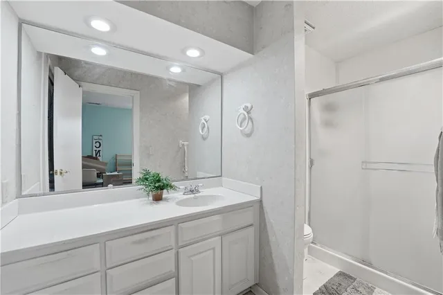 $300,000 | 511 East Sheridan Street, Olathe, KS 66061