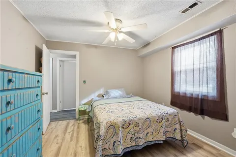 $300,000 | 511 East Sheridan Street, Olathe, KS 66061