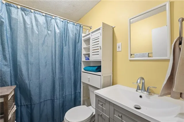 $300,000 | 511 East Sheridan Street, Olathe, KS 66061