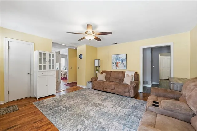 $300,000 | 511 East Sheridan Street, Olathe, KS 66061