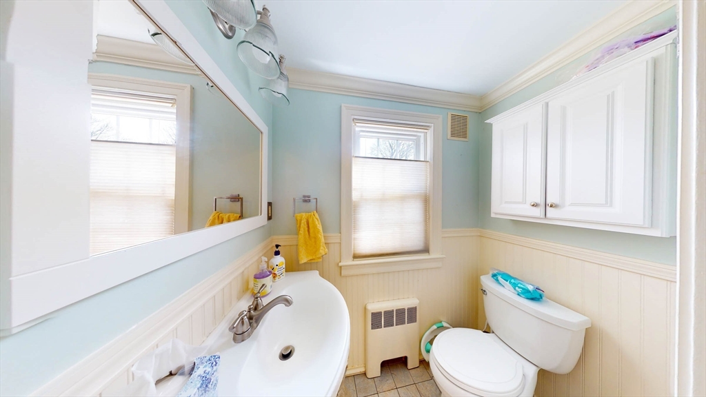 822 Walnut Street Newton, MA 02459 - Photo 11 of 36 Gallery Image 11