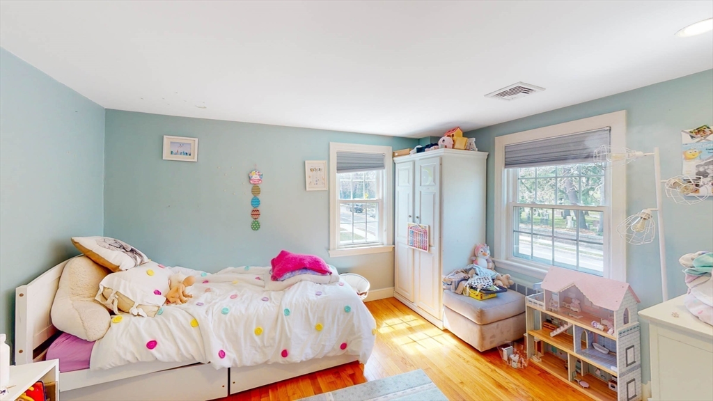 822 Walnut Street Newton, MA 02459 - Photo 21 of 36 Gallery Image 21