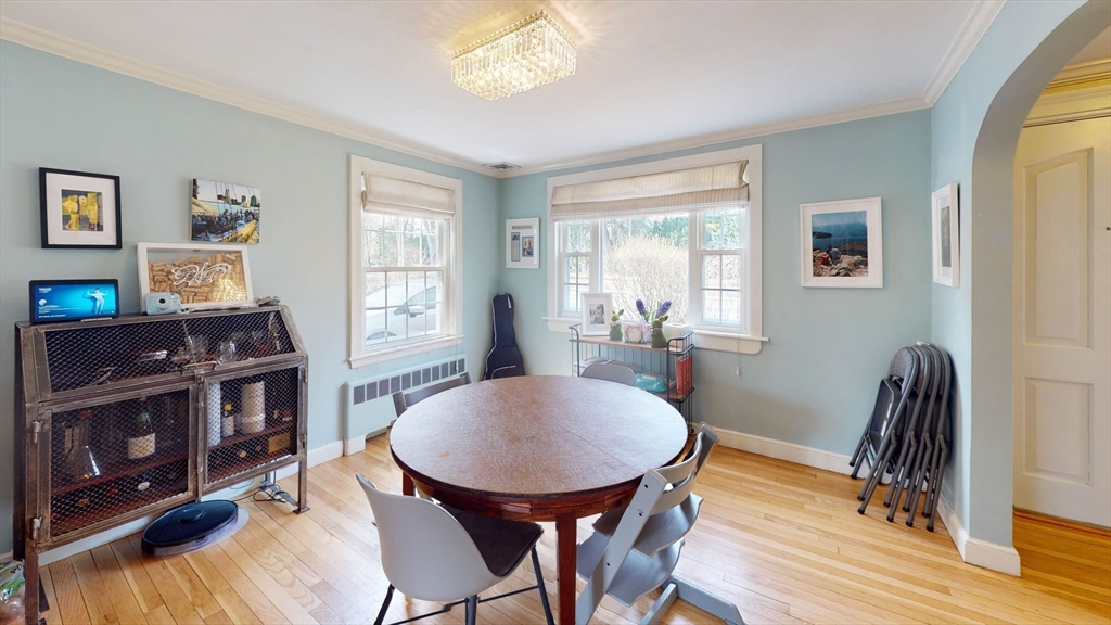 822 Walnut Street Newton, MA 02459 - Photo 9 of 36 Gallery Image 9