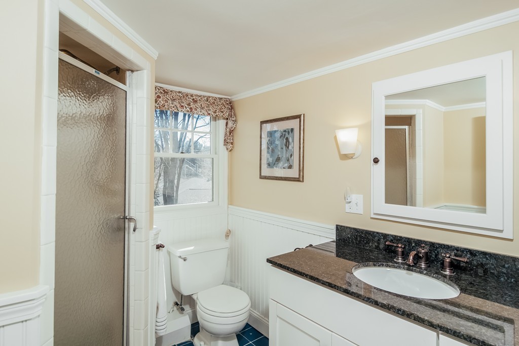 14 Walnut Street Lexington, MA 02421 - Photo 26 of 30 Gallery Image 26