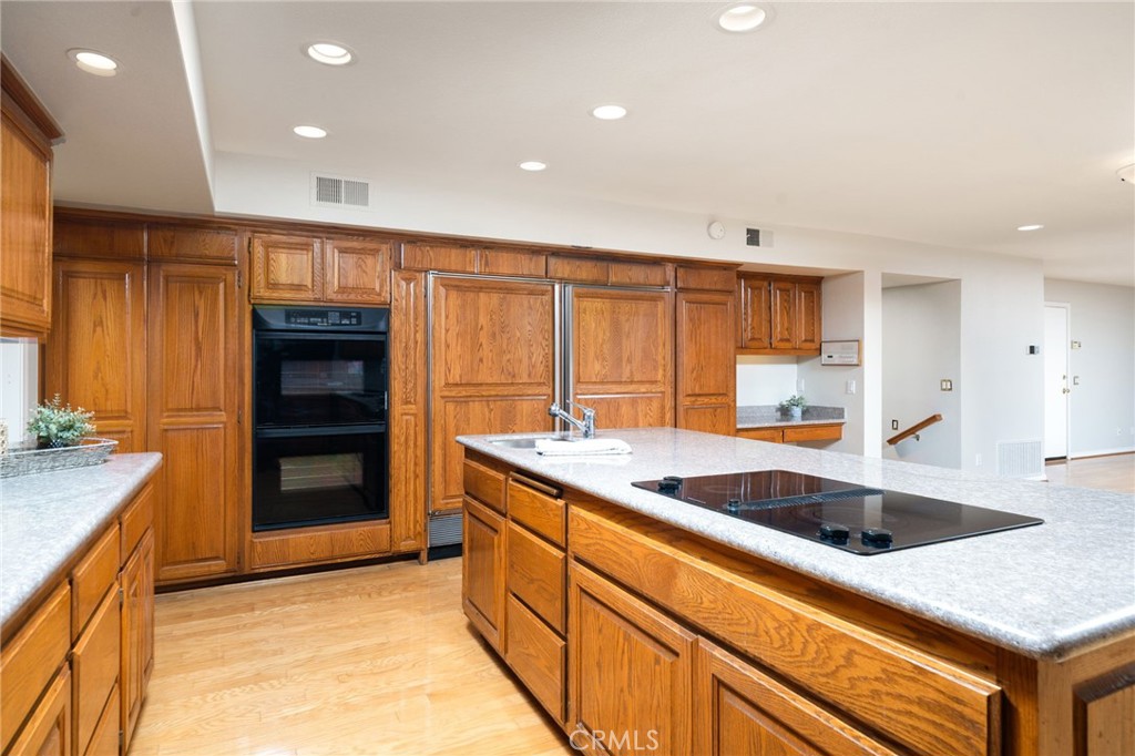 112 Morgan Ranch Road Glendora, CA 91741 - Photo 11 of 58