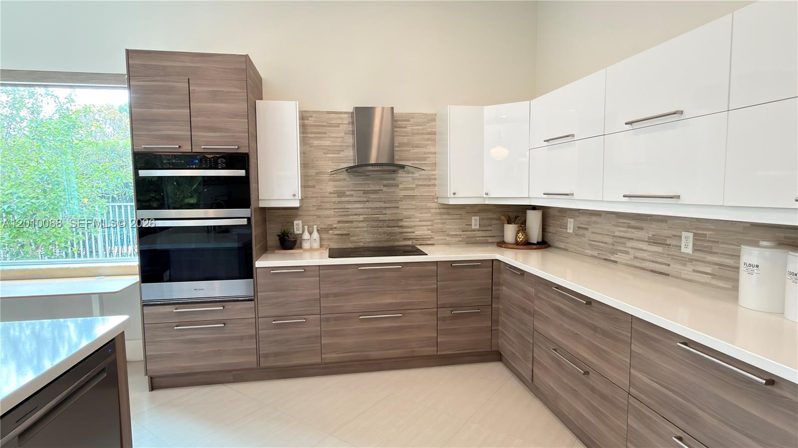 3829 Heron Ridge Lane Weston, FL 33331 - Photo 11 of 57
