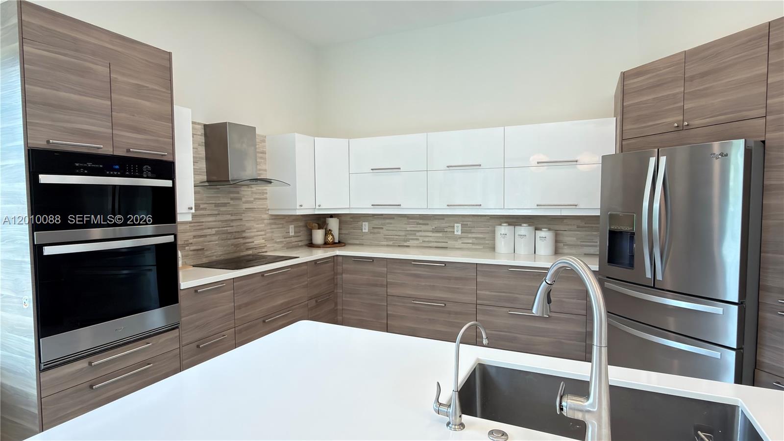 3829 Heron Ridge Lane Weston, FL 33331 - Photo 12 of 57