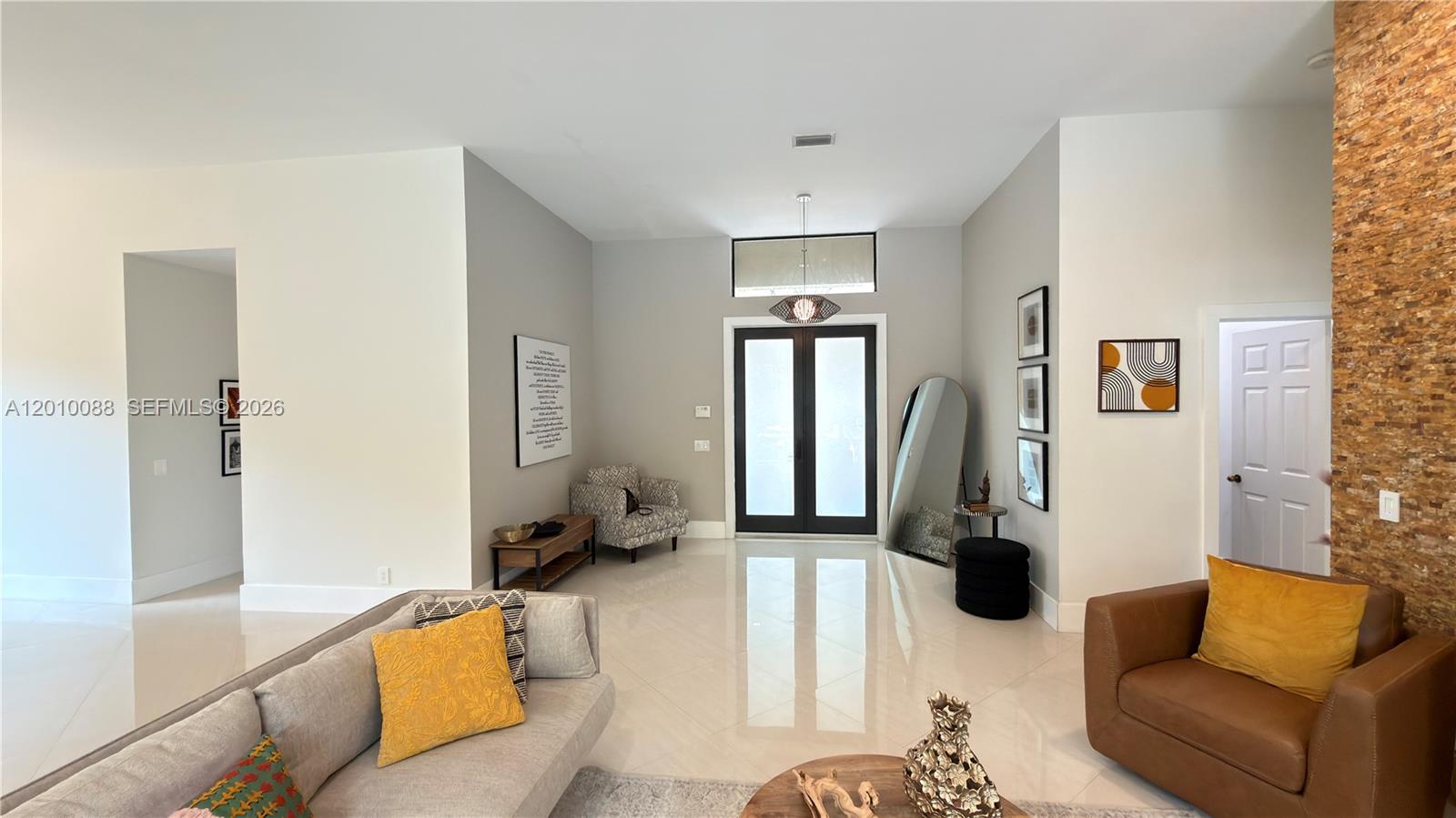 3829 Heron Ridge Lane Weston, FL 33331 - Photo 3 of 57