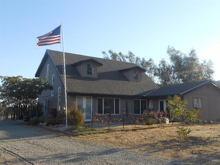 21763 Cherokee Road Clovis, CA 93619 - Photo 1 of 10 Gallery Image 1