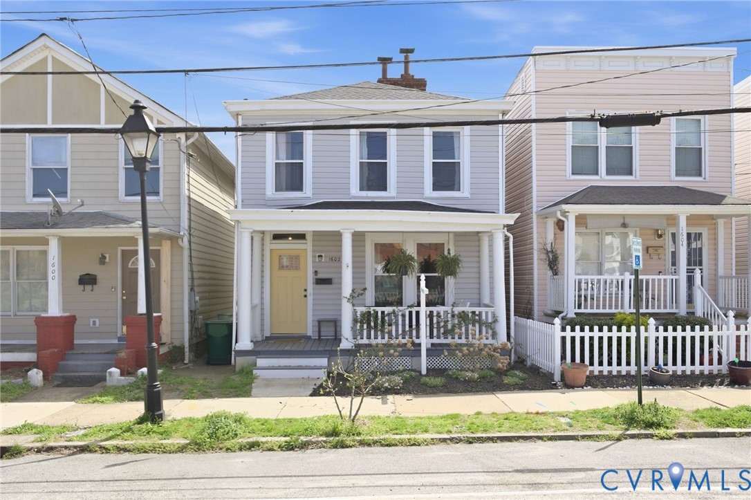 1602 Decatur Street Richmond, VA 23224 - Photo 1 of 25 front view of a house