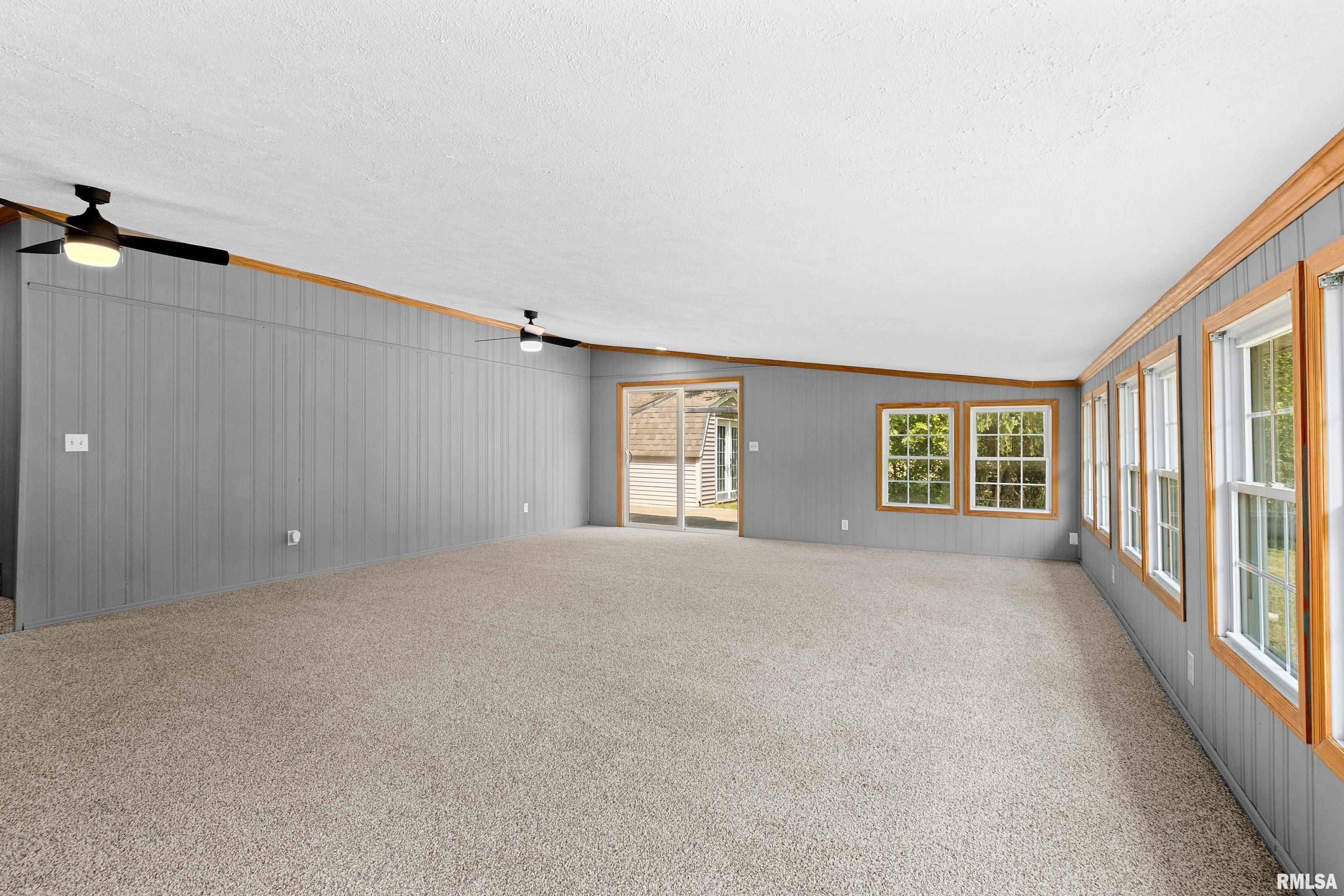 1972 Lazy Acres Road Lowpoint, IL 61545 - Photo 17 of 50