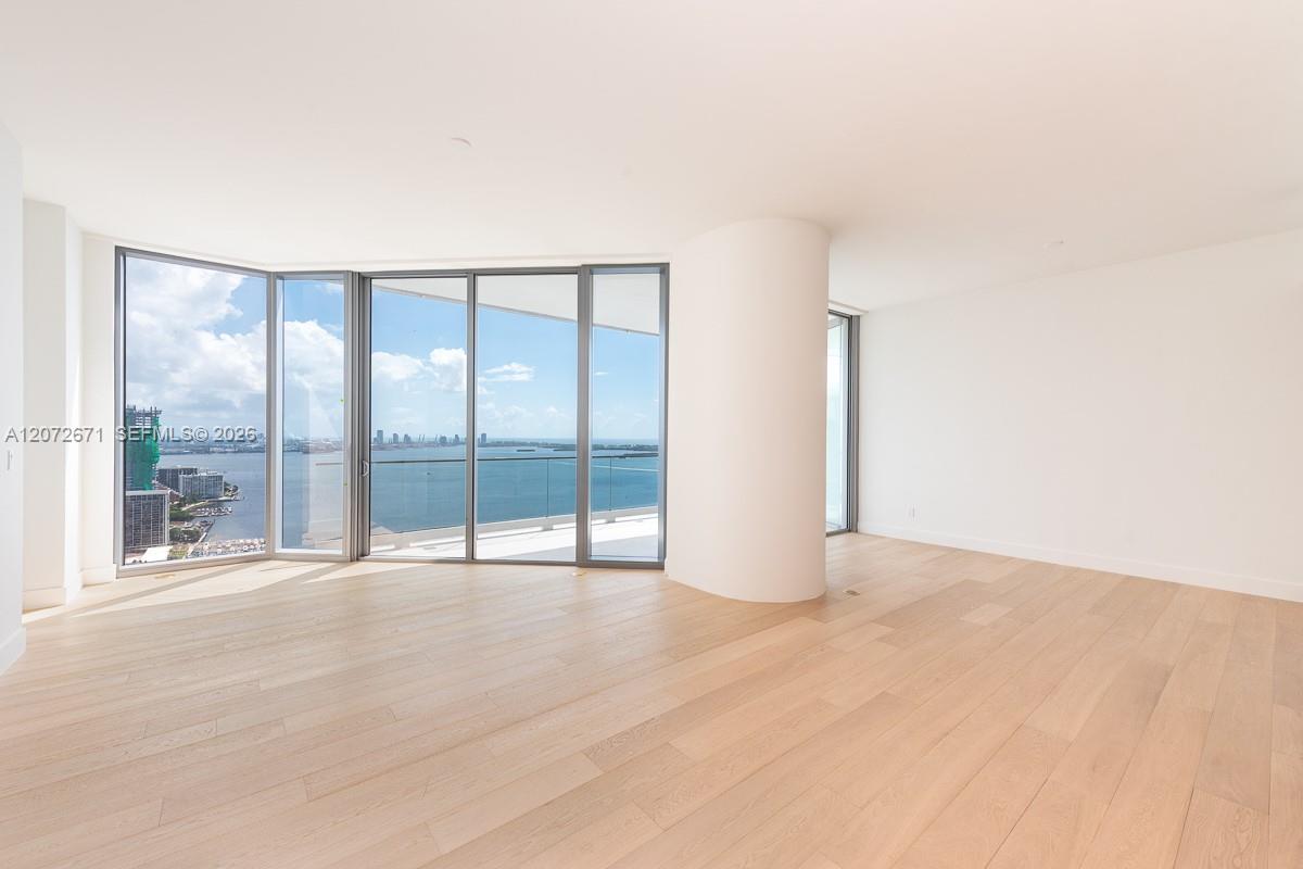 175 Southeast 25th Road, Unit 3504 Miami, FL 33129 - Photo 10 of 43 Gallery Image 10