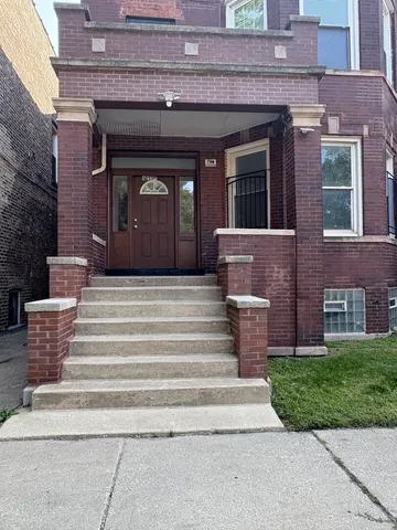 $1,625 | 6239 South Eberhart Avenue, Unit 2, Chicago, IL 60637