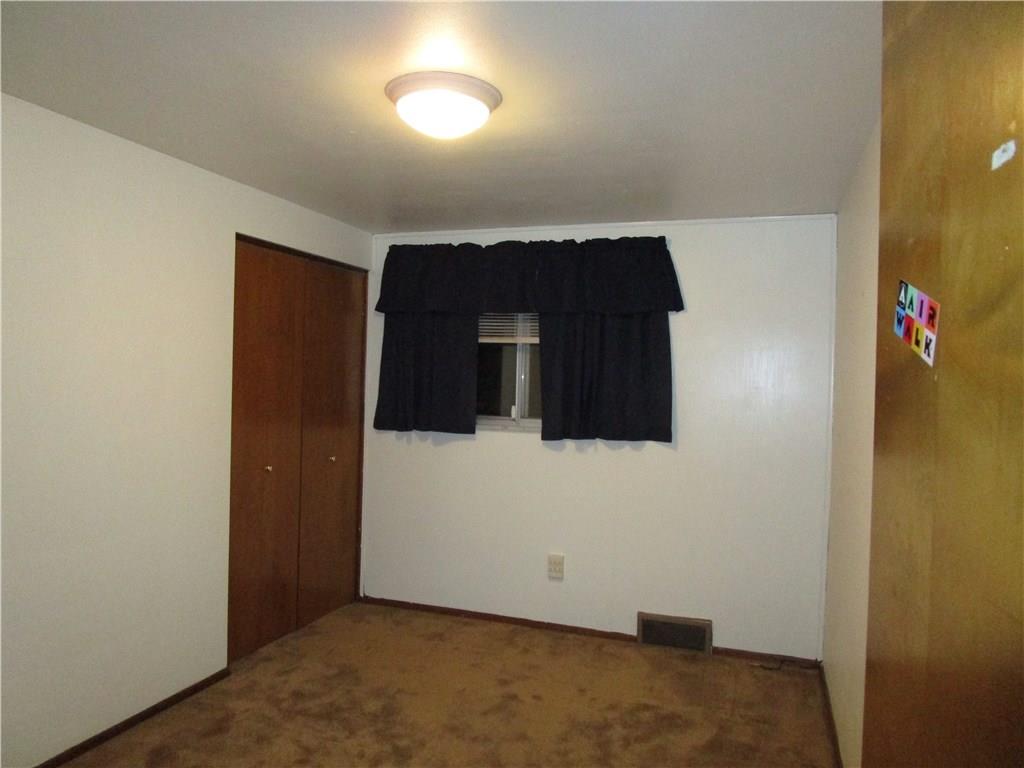 10125 Buchannon Road Pittsburgh, PA 15235 - Photo 19 of 25 4th Bedroom - Spacious Closet, attic access from this Closet....