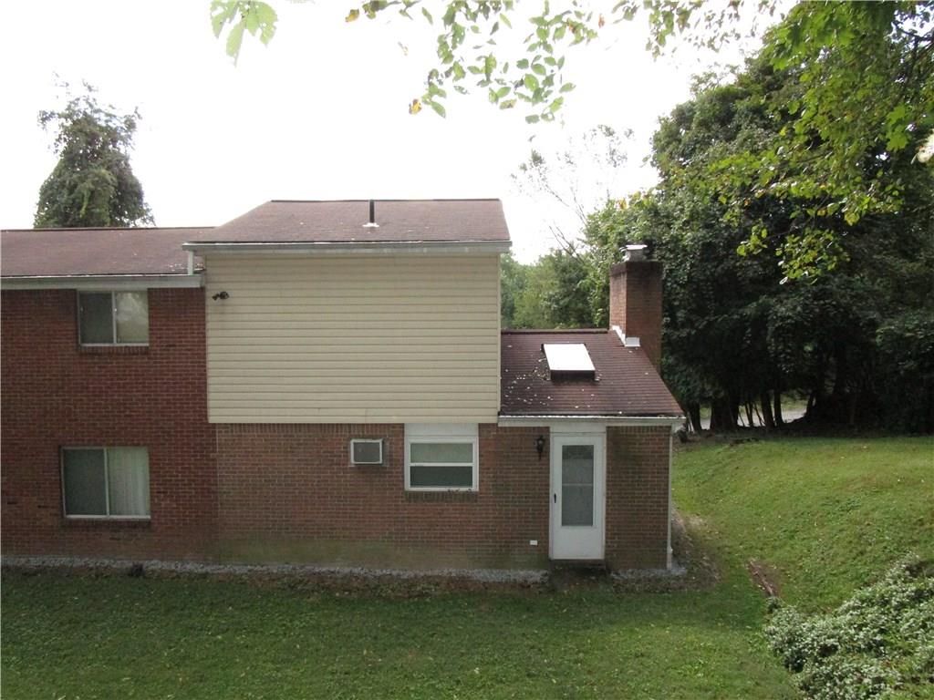 10125 Buchannon Road Pittsburgh, PA 15235 - Photo 22 of 25 Exterior Rear - Addition to the right