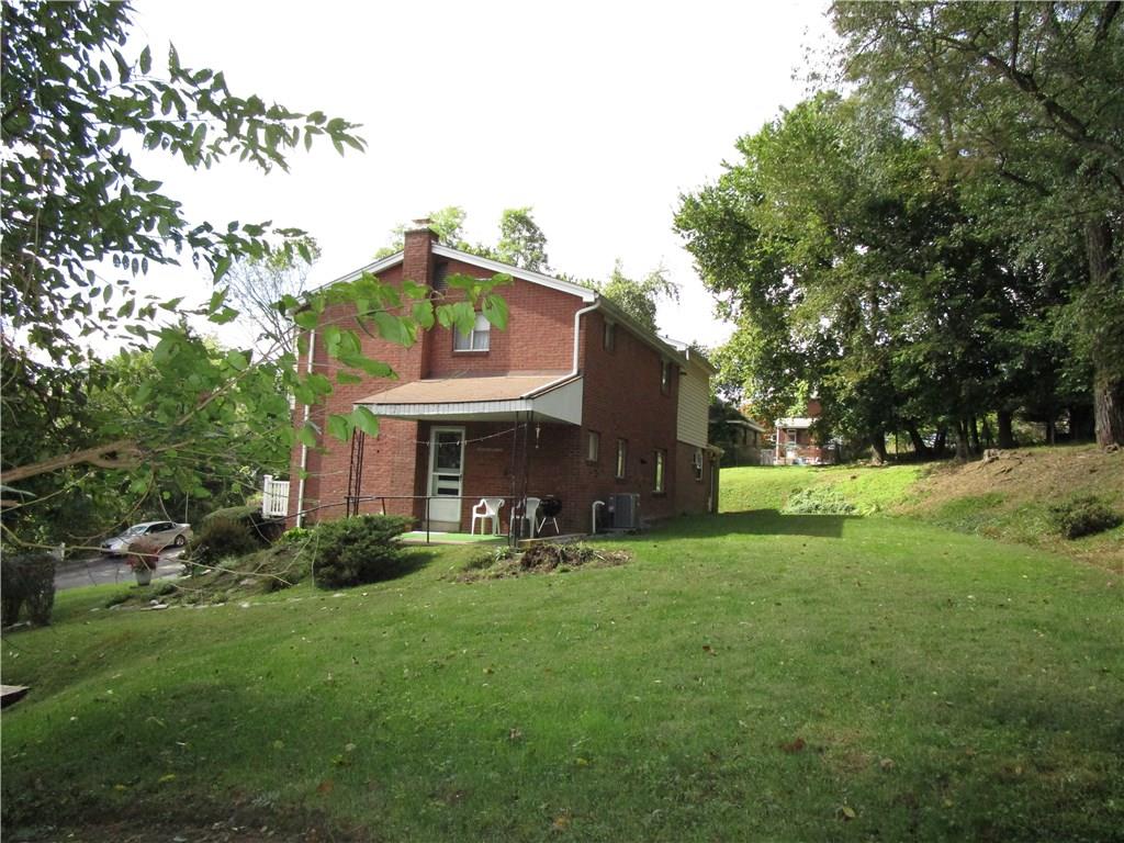 10125 Buchannon Road Pittsburgh, PA 15235 - Photo 23 of 25 Exterior Right Faade, lovely!