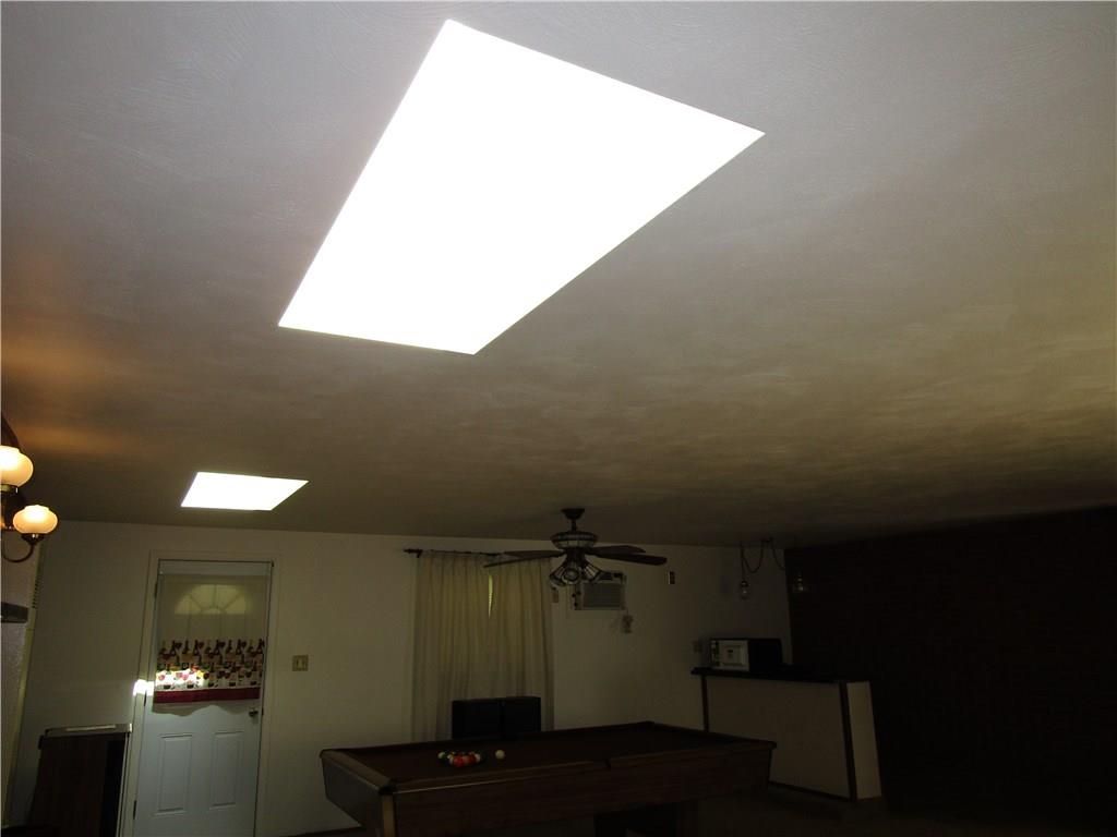 10125 Buchannon Road Pittsburgh, PA 15235 - Photo 8 of 25 Main Fl. Family Room Skylights (2)