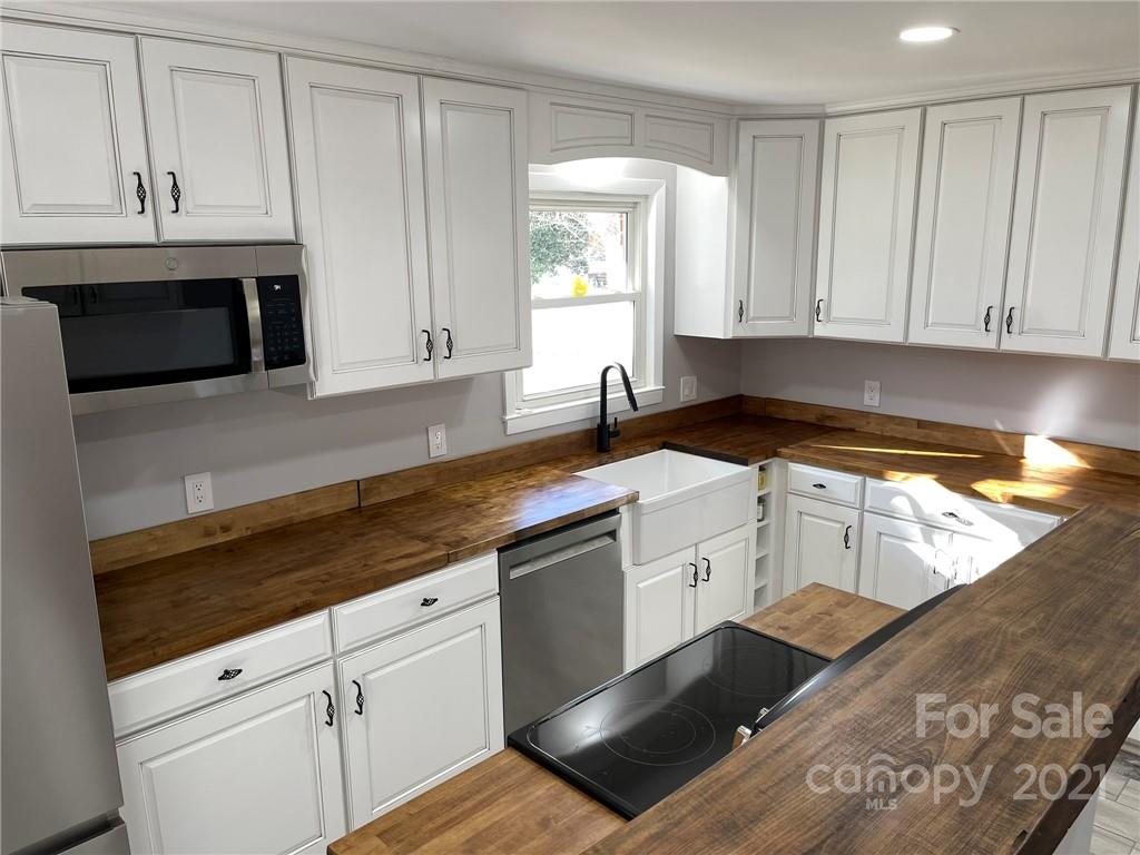 33517 Mann Road Albemarle, NC 28001 - Photo 8 of 45 Gallery Image 8