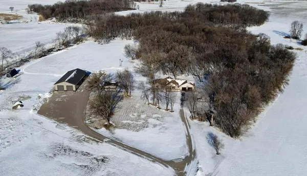 $1,400,000 | 4510 County Road 30 Southwest, Waverly, MN 55390