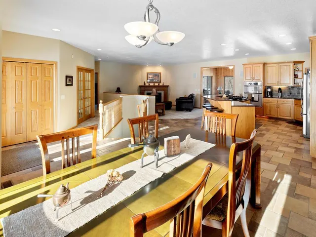 $1,400,000 | 4510 County Road 30 Southwest, Waverly, MN 55390