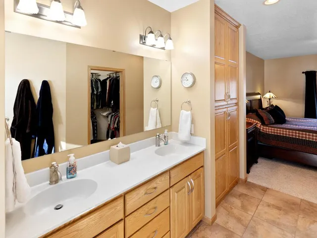 $1,400,000 | 4510 County Road 30 Southwest, Waverly, MN 55390