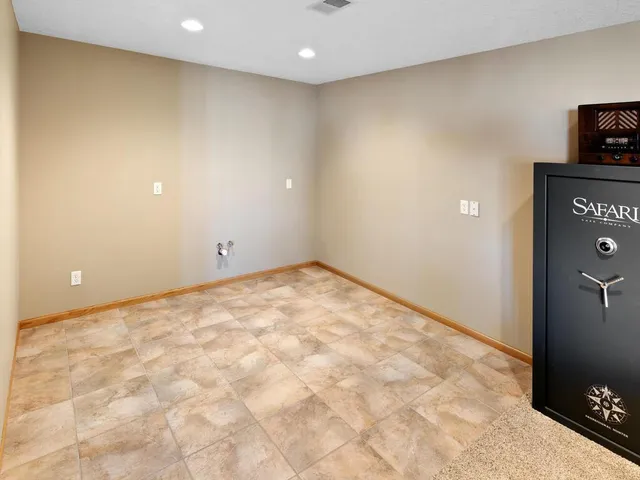 $1,400,000 | 4510 County Road 30 Southwest, Waverly, MN 55390