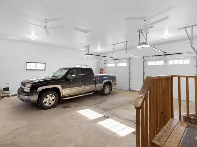 $1,400,000 | 4510 County Road 30 Southwest, Waverly, MN 55390