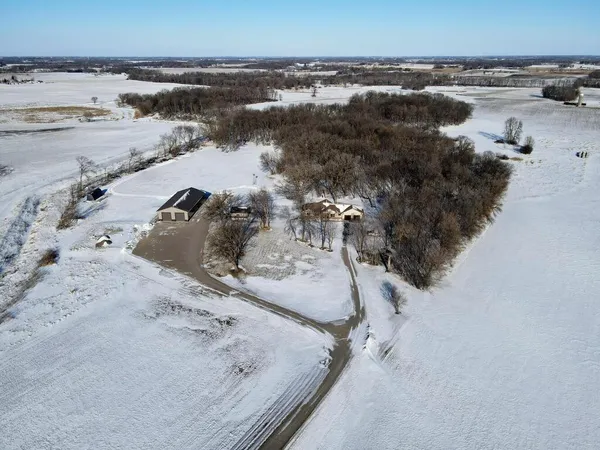 $1,400,000 | 4510 County Road 30 Southwest, Waverly, MN 55390
