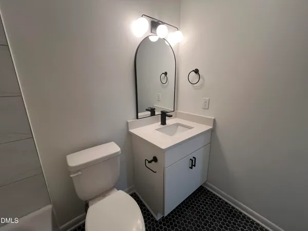 $1,850 | 708 Hawes Court, Unit B, Raleigh, NC 27608