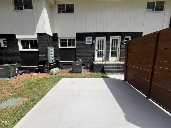 $1,850 | 708 Hawes Court, Unit B, Raleigh, NC 27608