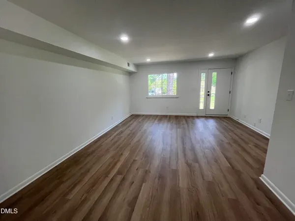 $1,850 | 708 Hawes Court, Unit B, Raleigh, NC 27608