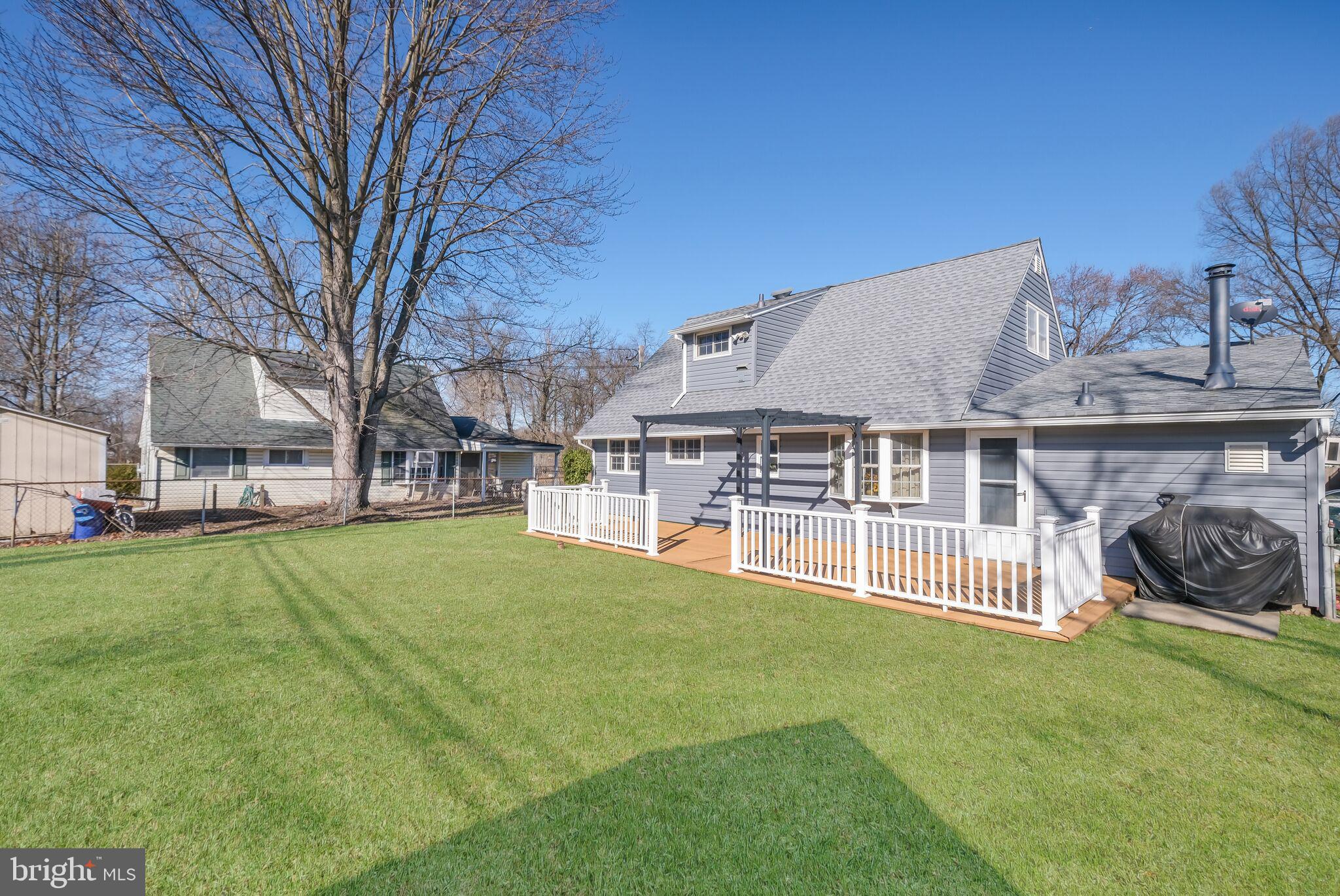55 Mayflower Road Levittown, PA 19056 - Photo 4 of 27 Gallery Image 4