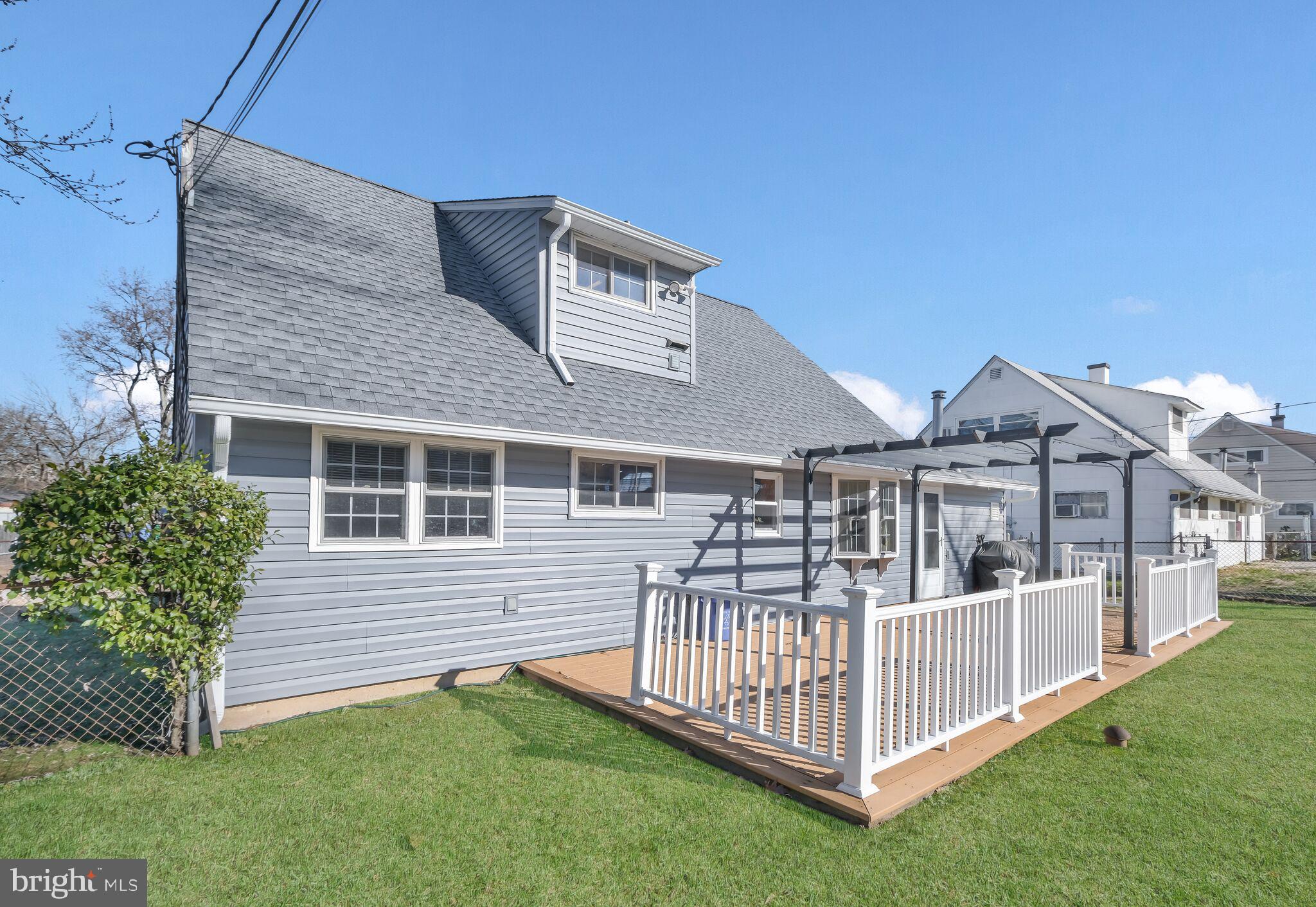 55 Mayflower Road Levittown, PA 19056 - Photo 7 of 27 Gallery Image 7