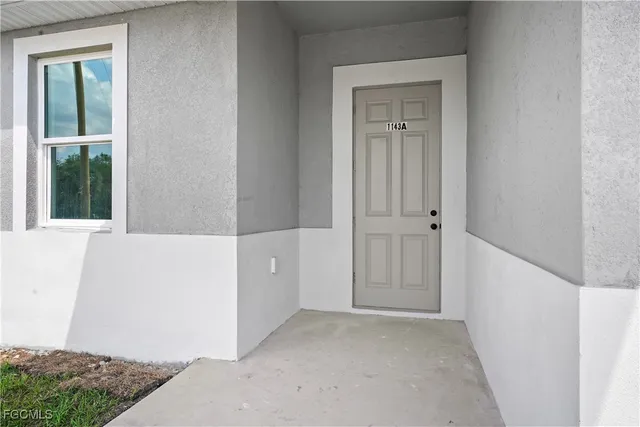 $469,900 | 360-362 Grant Boulevard, Lehigh Acres, FL 33974