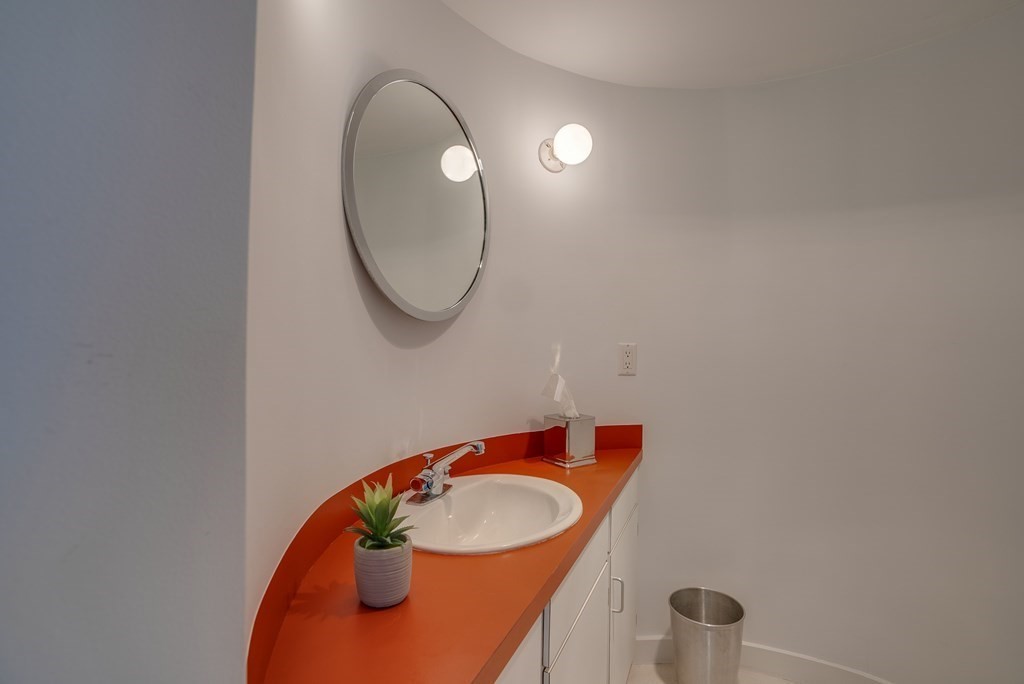 185 Great Pond Road North Andover, MA 01845 - Photo 25 of 37 Gallery Image 25