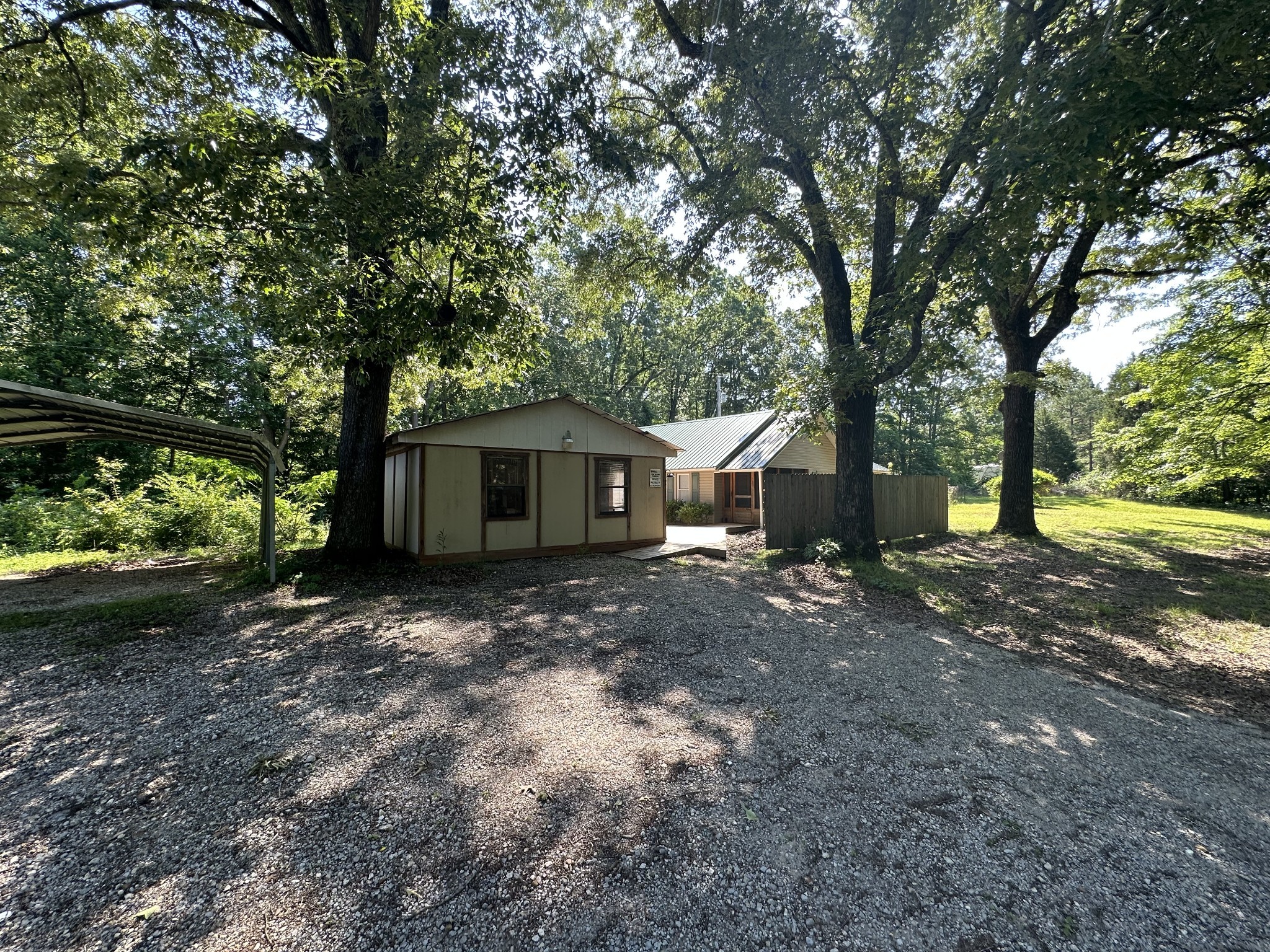 660 Big Sandy River Road Camden, TN 38320 - Photo 4 of 23 Gallery Image 4