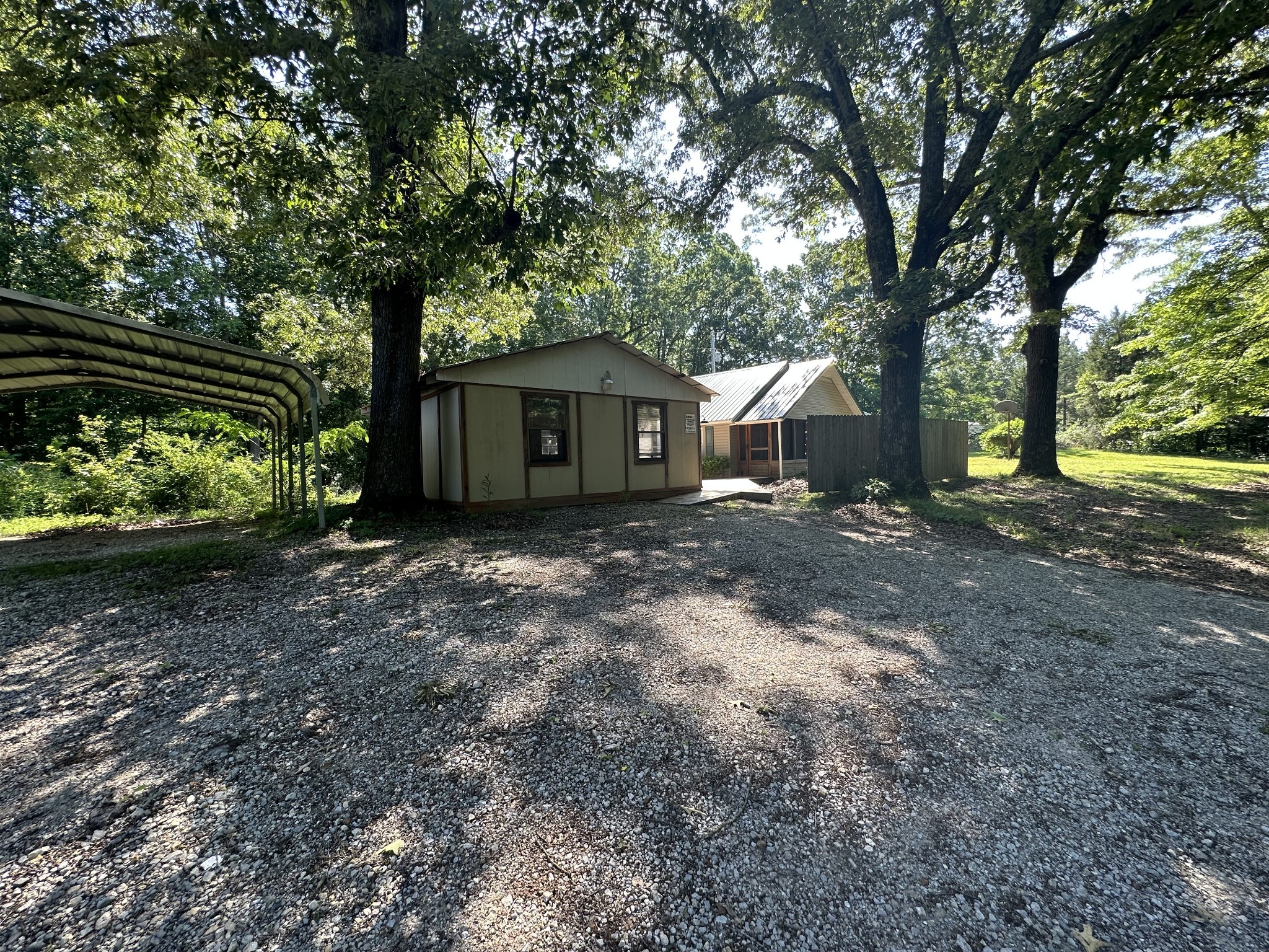 660 Big Sandy River Road Camden, TN 38320 - Photo 5 of 23 Gallery Image 5