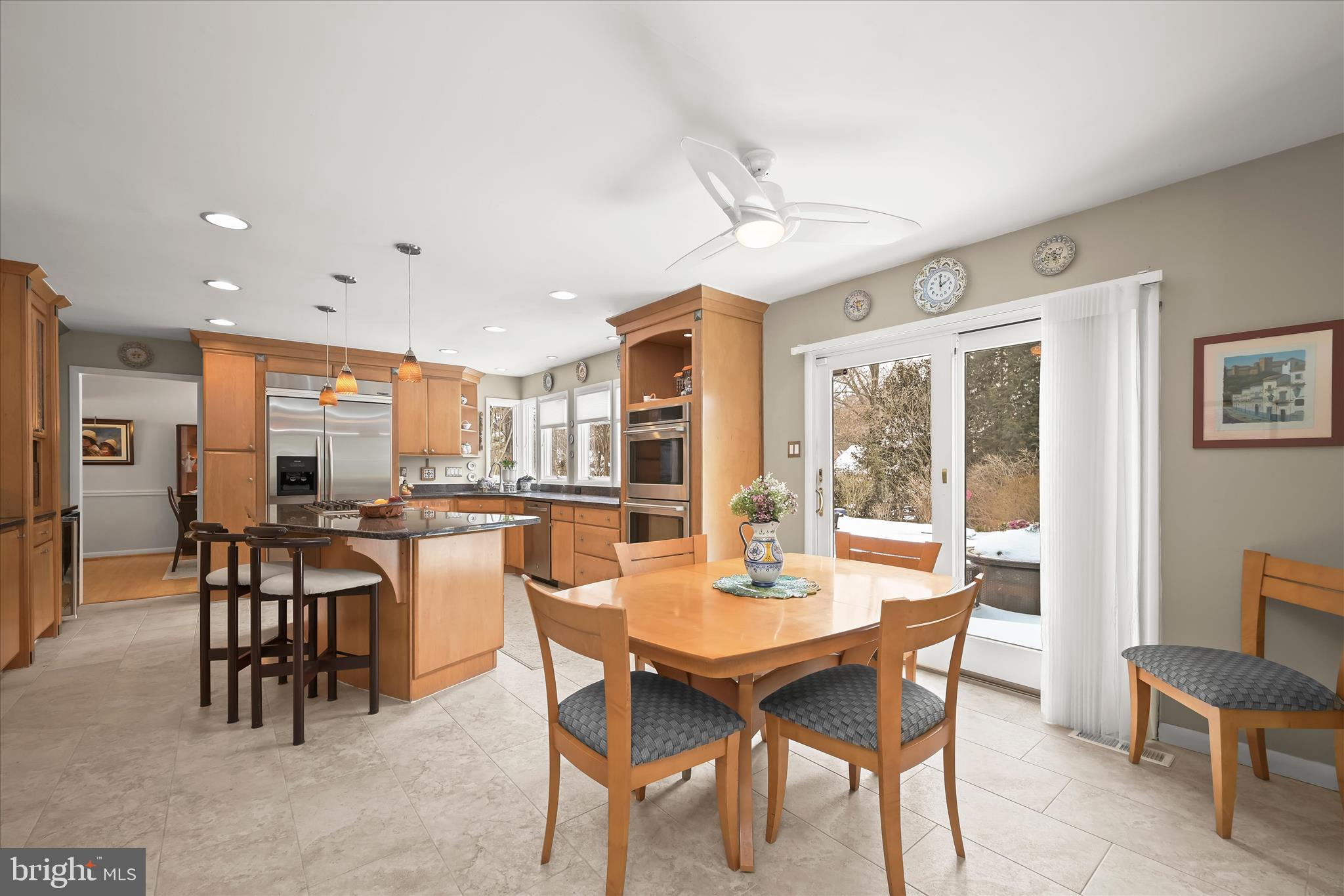 11810 Far Edge Path Columbia, MD 21044 - Photo 20 of 71 Breakfast Room to Kitchen