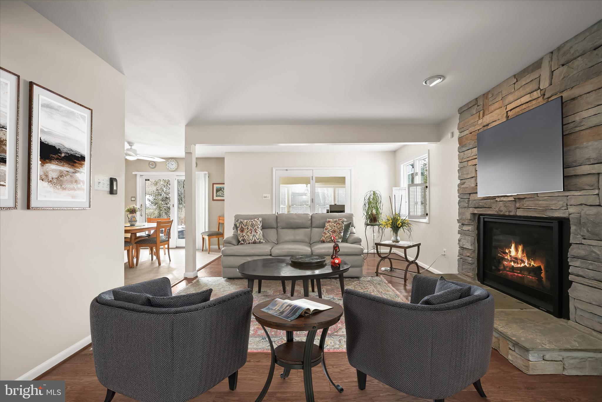 11810 Far Edge Path Columbia, MD 21044 - Photo 21 of 71 Stone Wall Gas Fireplace