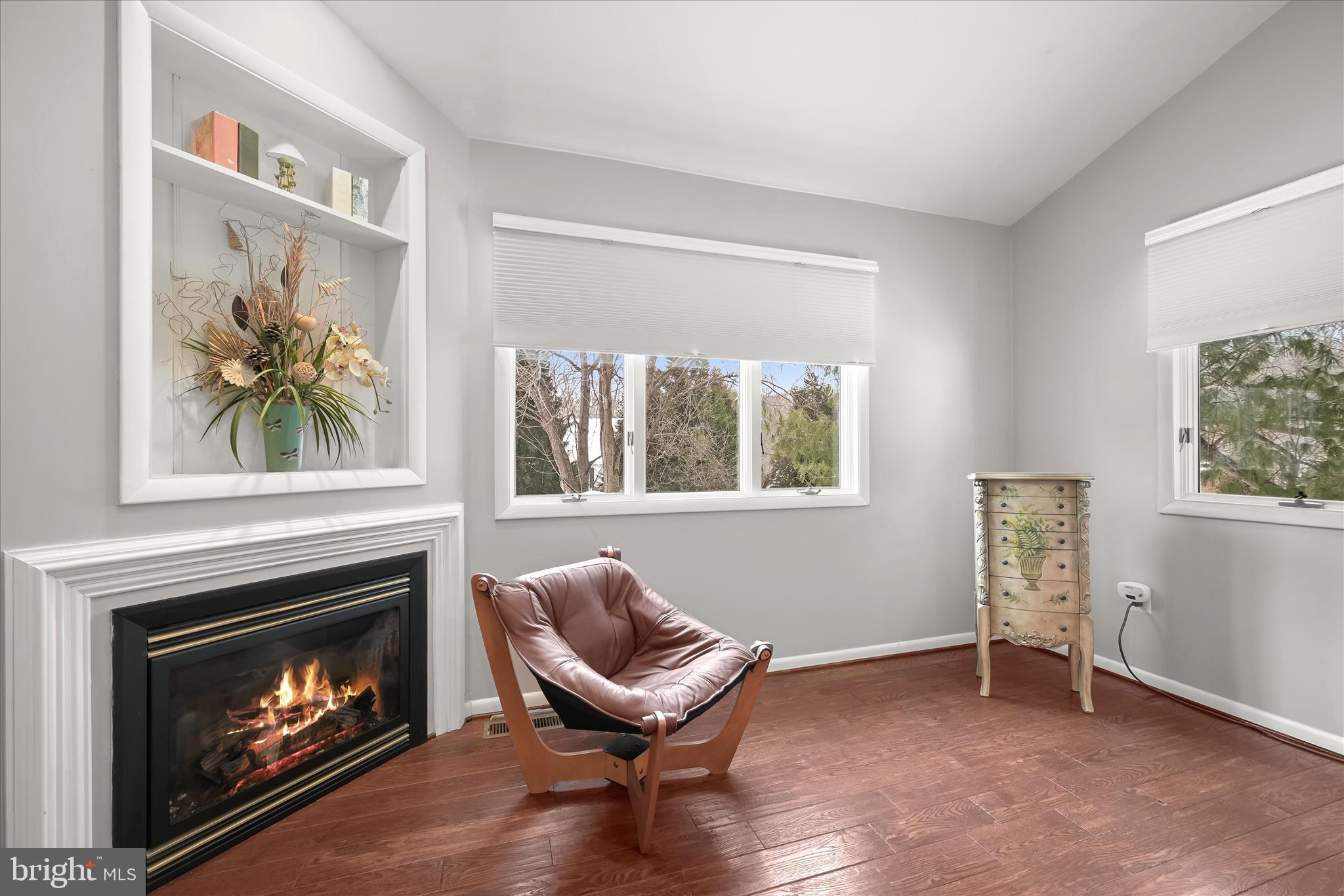 11810 Far Edge Path Columbia, MD 21044 - Photo 31 of 71 Sitting Room