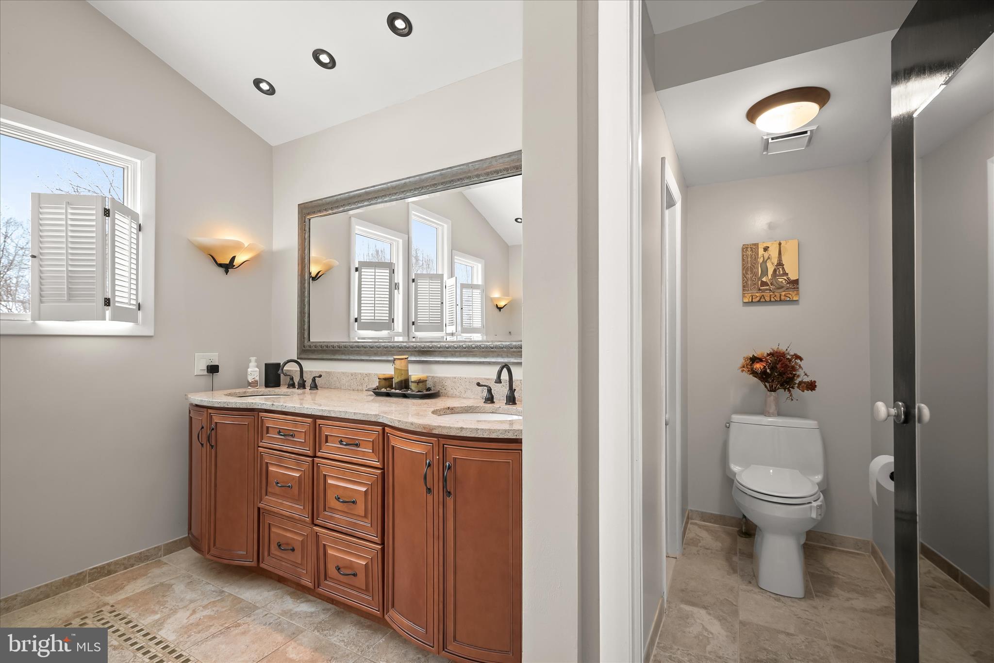 11810 Far Edge Path Columbia, MD 21044 - Photo 38 of 71 Separate Toilet Room