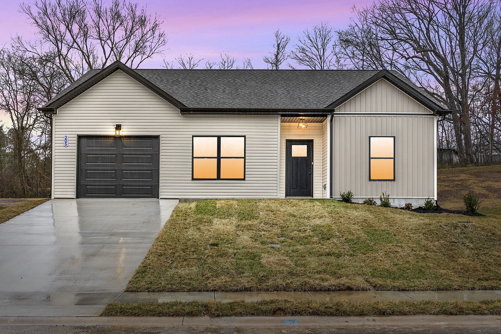 205 Wayne Hall Road Clarksville, TN 37040 - Photo 3 of 47