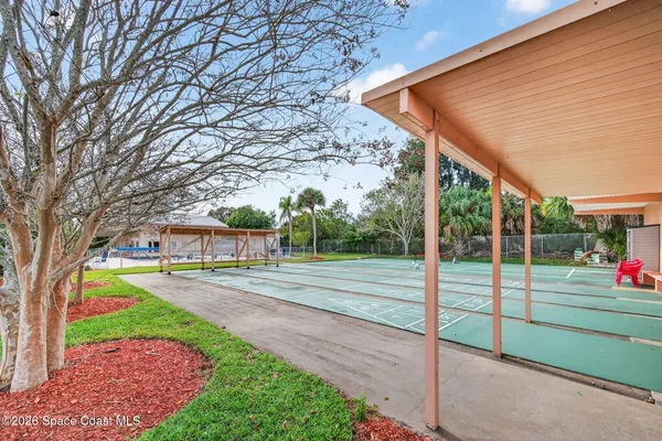 a view of a basketball court